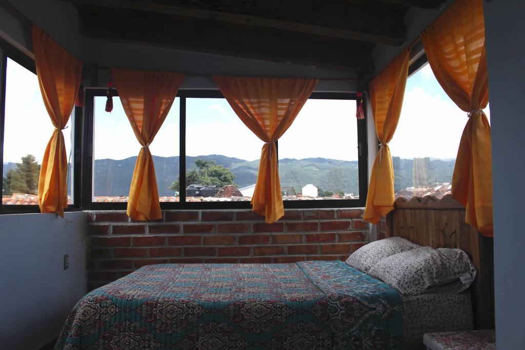 Hostal La Isla San Cristobal de las Casas Ngoại thất bức ảnh